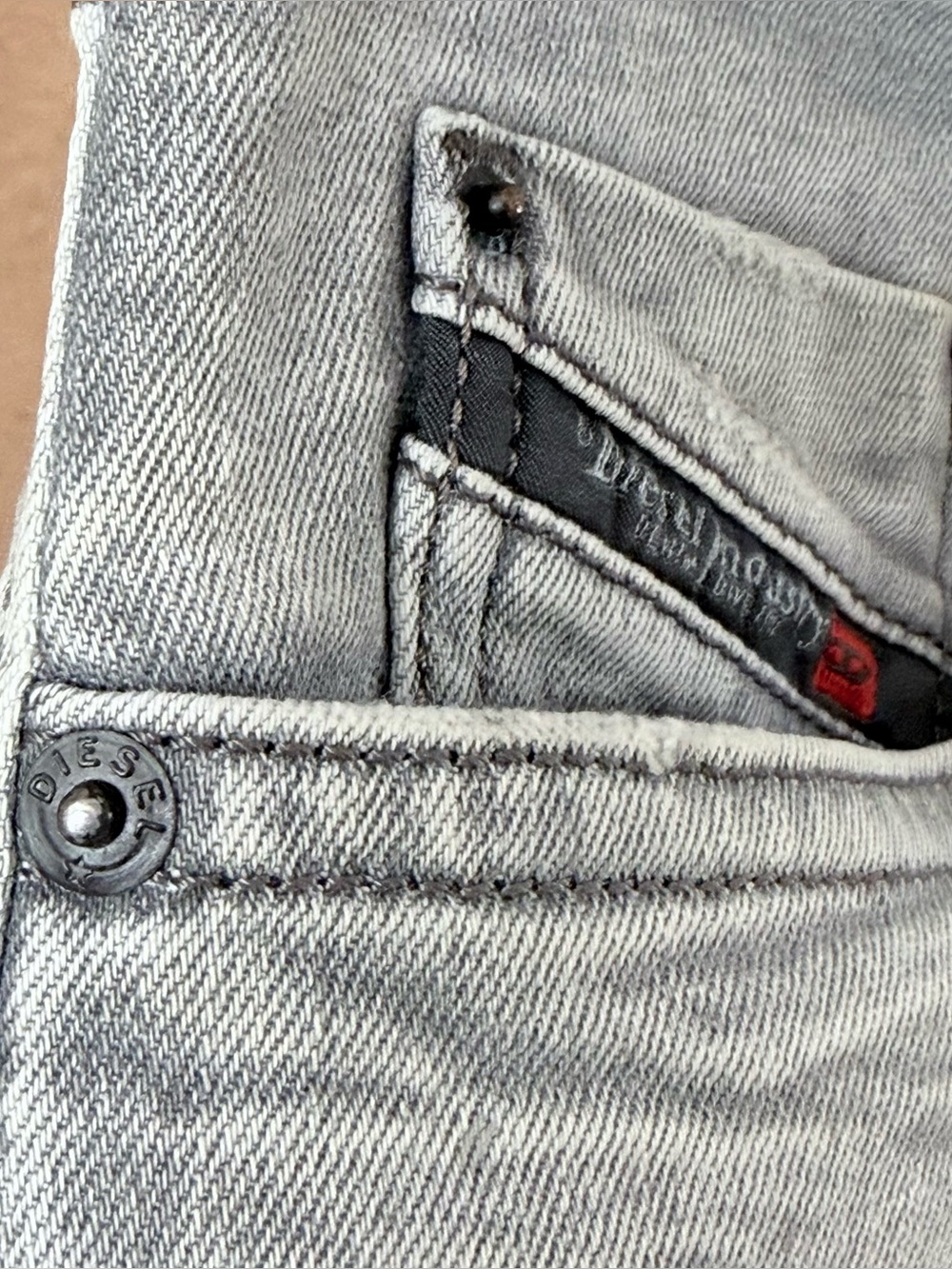 Diesel Buster Slim Tapered Jeans R99J6 Grey Stretch Men's W33 L32 NWT - Picture 7 of 16